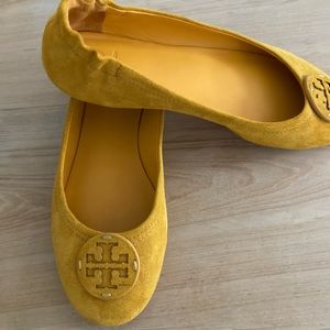 Tory Burch ballet flats size 8.5 yellow/mustard color.